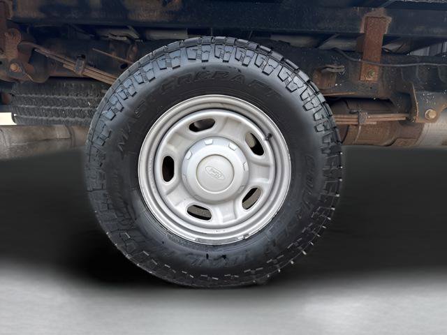 Used 2011 Ford F350 XL w/ Skid Plate Pkg image 26