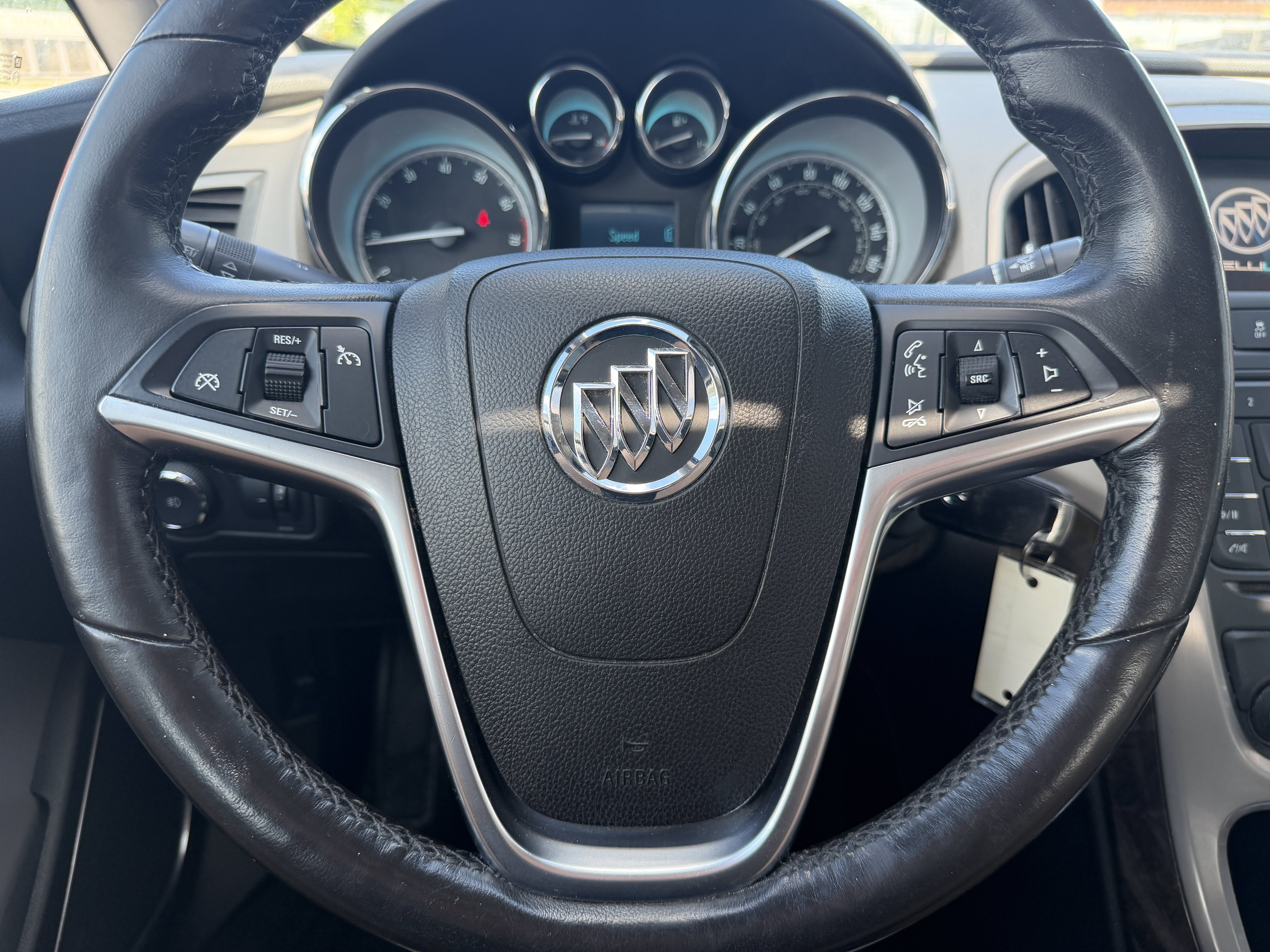 Used 2013 Buick Verano Convenience FWD image 21