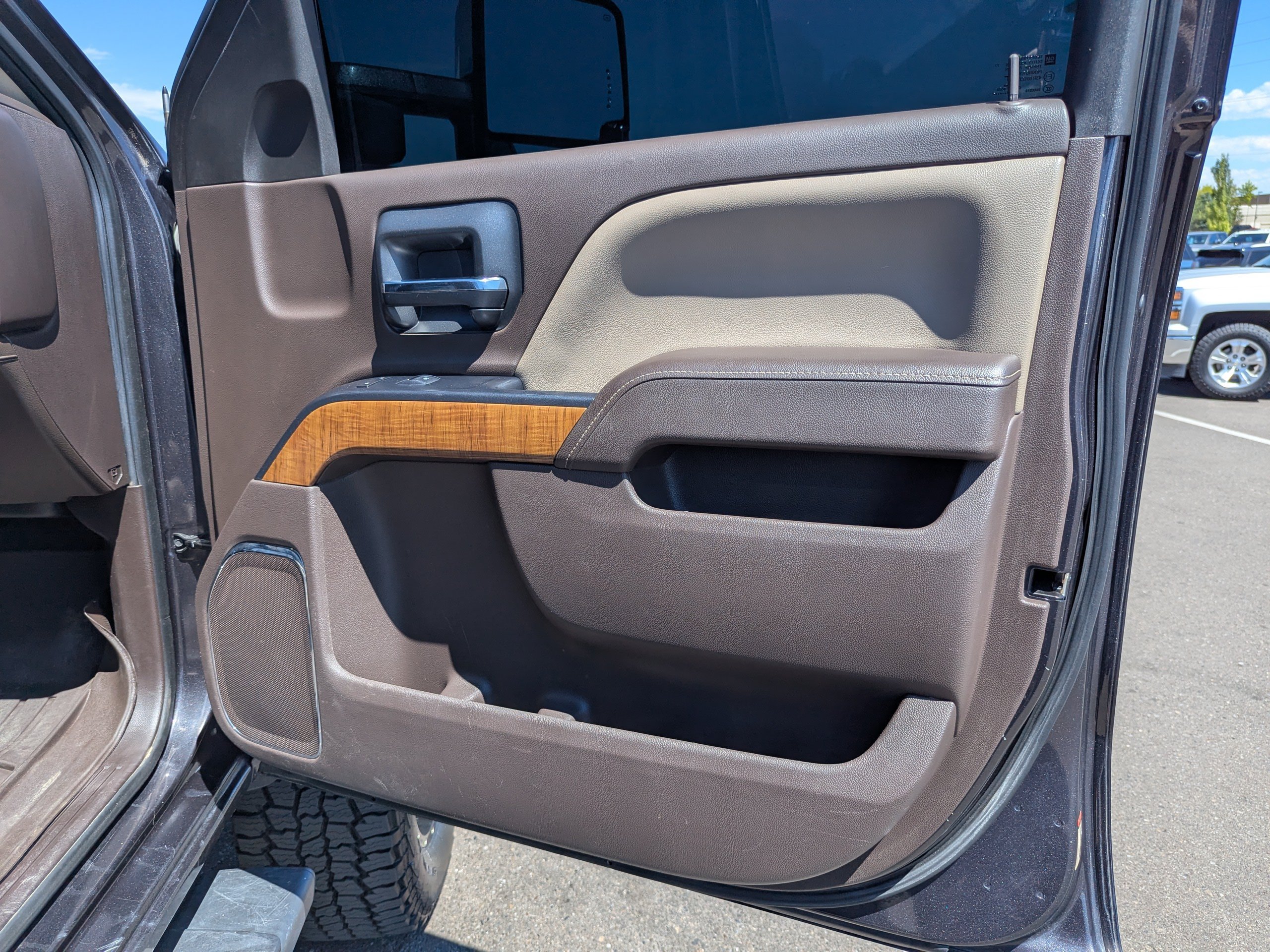 Used 2015 GMC Sierra 3500 SLT AWD/4WD image 36
