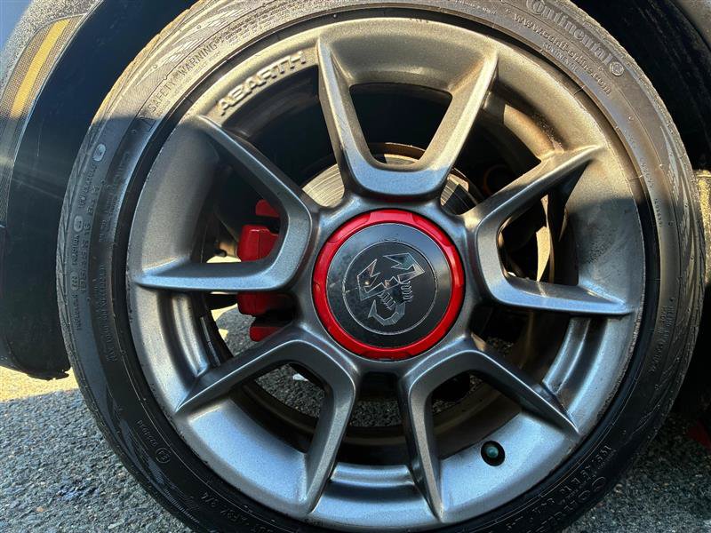 Used 2015 FIAT 500 Abarth FWD image 11