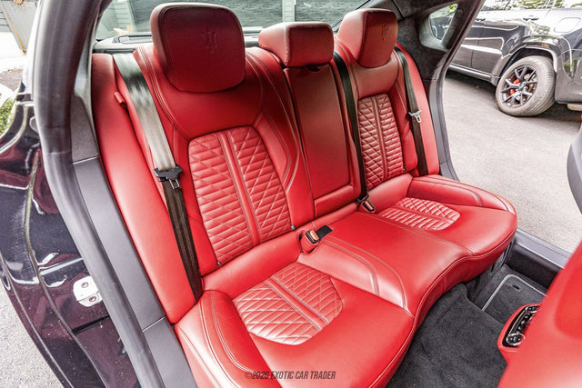 Used 2022 Maserati Quattroporte Trofeo RWD image 42