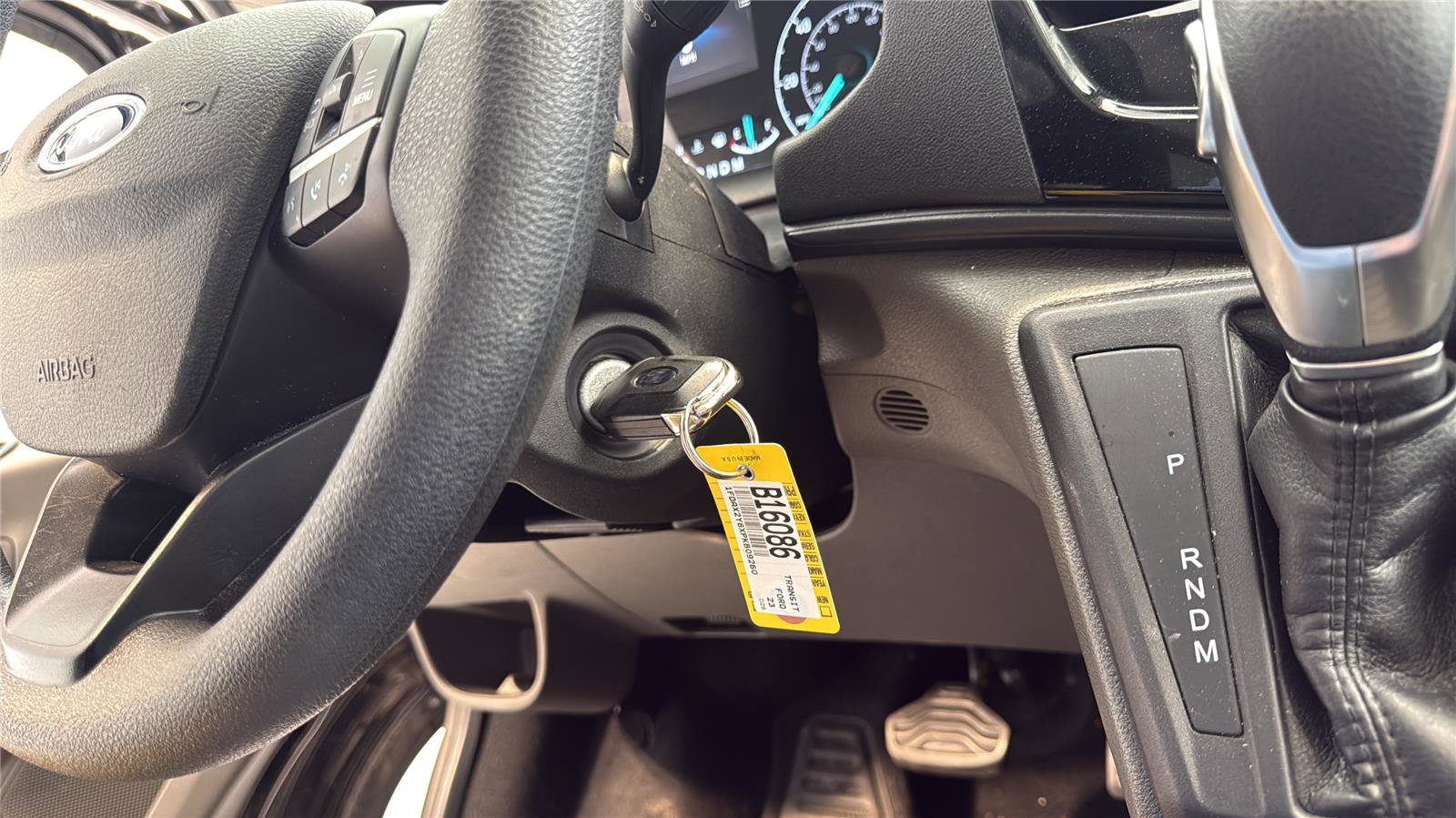 Used 2023 Ford Transit 350 XLT image 18