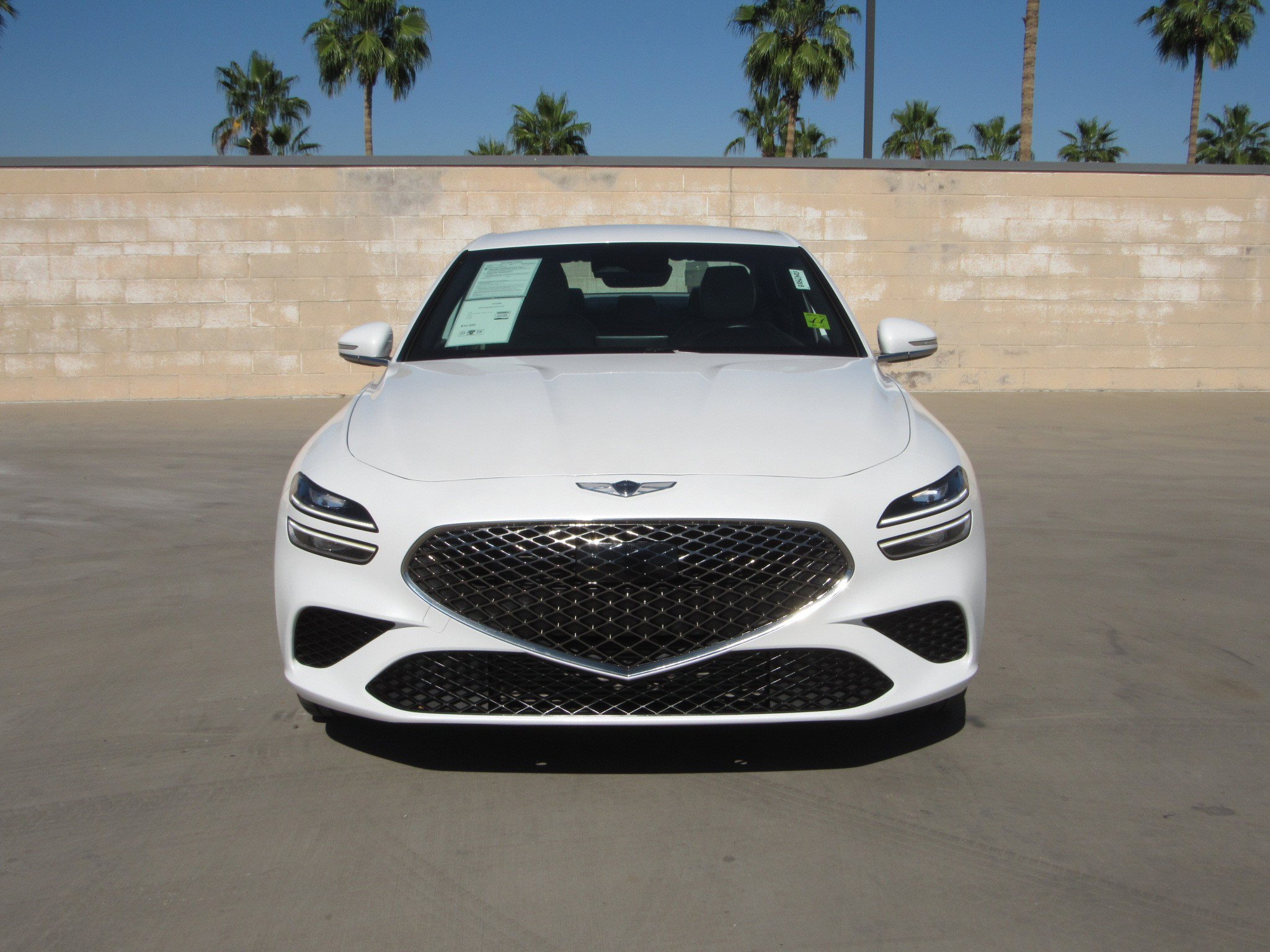 Used 2023 Genesis G70 2.0T image 3