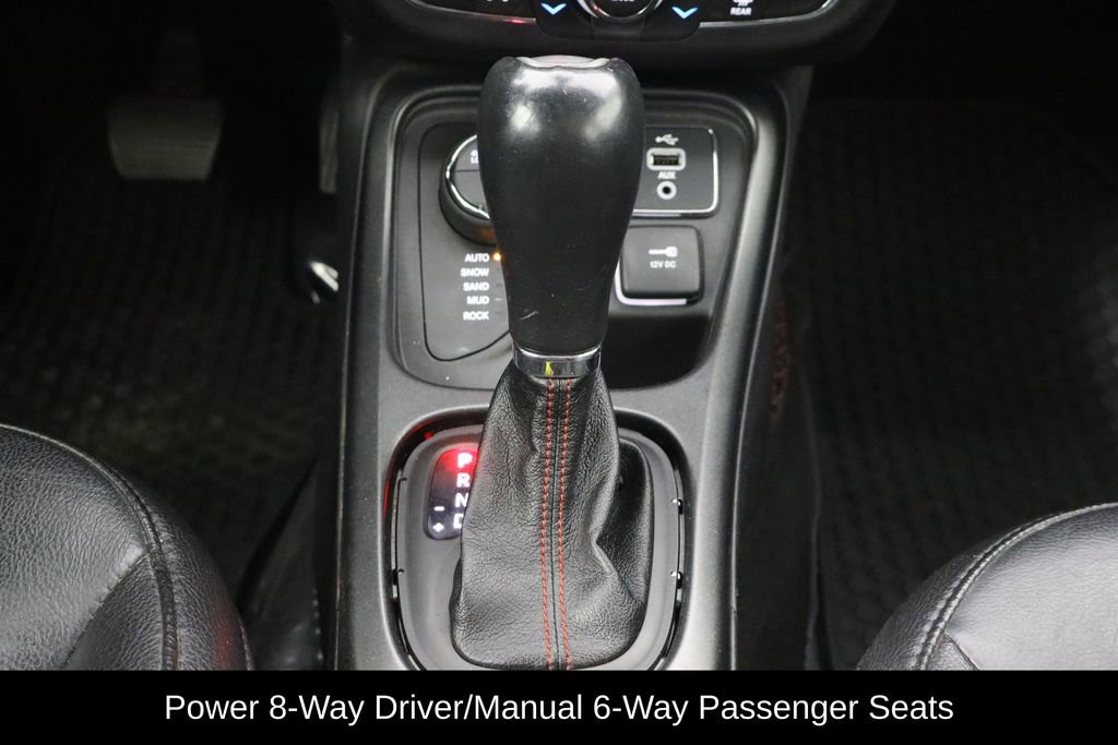Used 2018 Jeep Compass Trailhawk w/ Cold Weather Group image 13