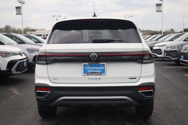 New 2026 Volkswagen Taos SE image 5