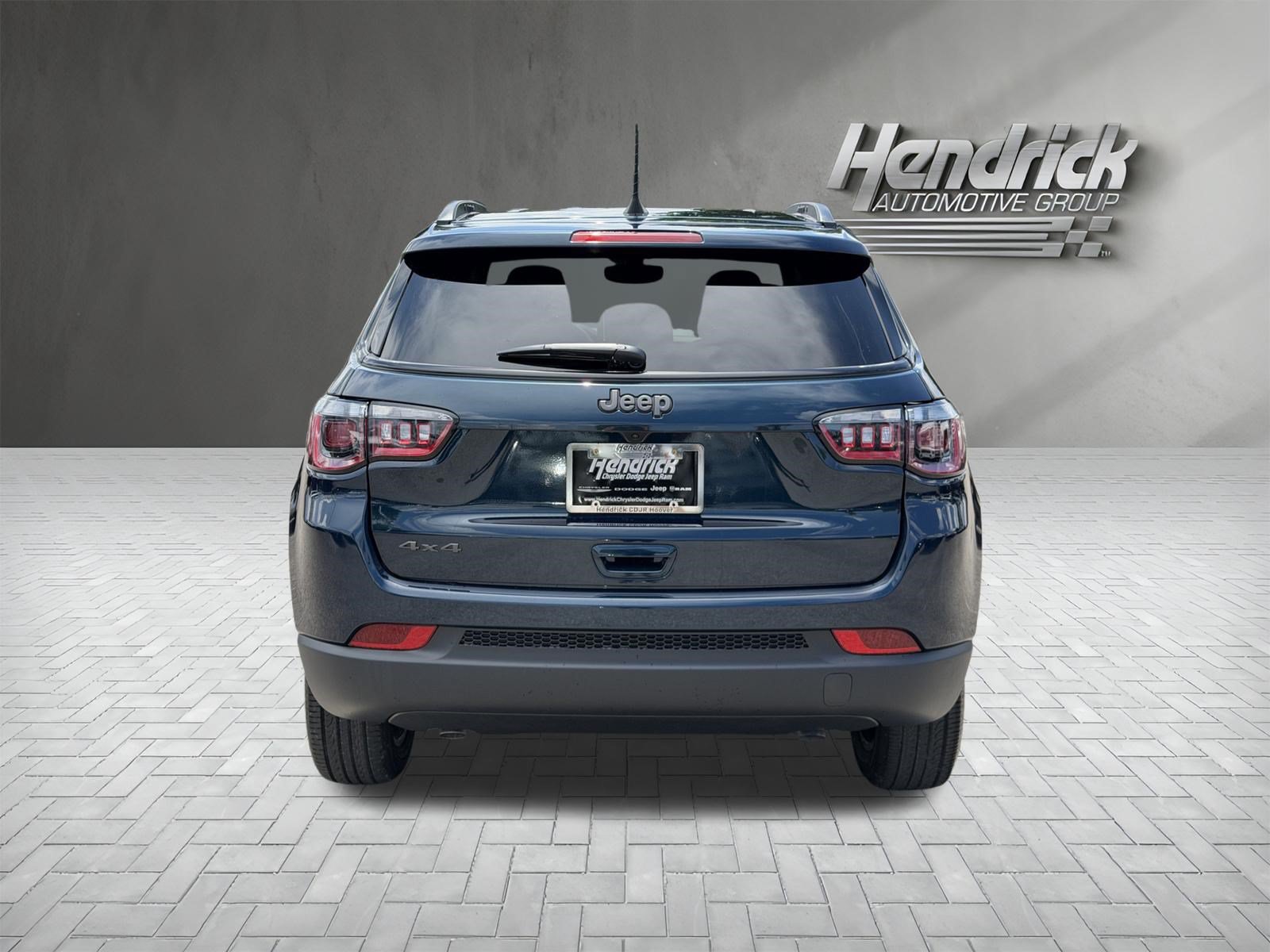 New 2026 Jeep Compass Latitude AWD/4WD image 9