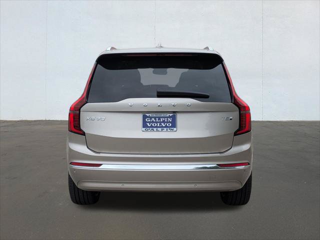 New 2026 Volvo XC90 T8 Plus w/ Protection Package AWD/4WD image 5