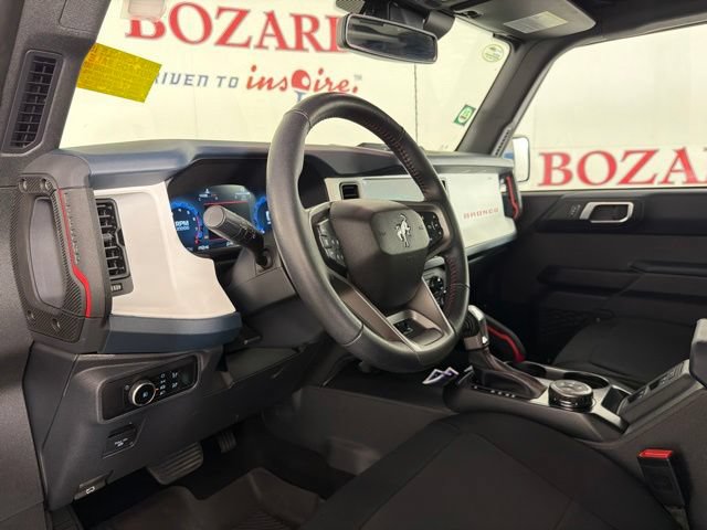 Used 2025 Ford Bronco Heritage Edition AWD/4WD image 12