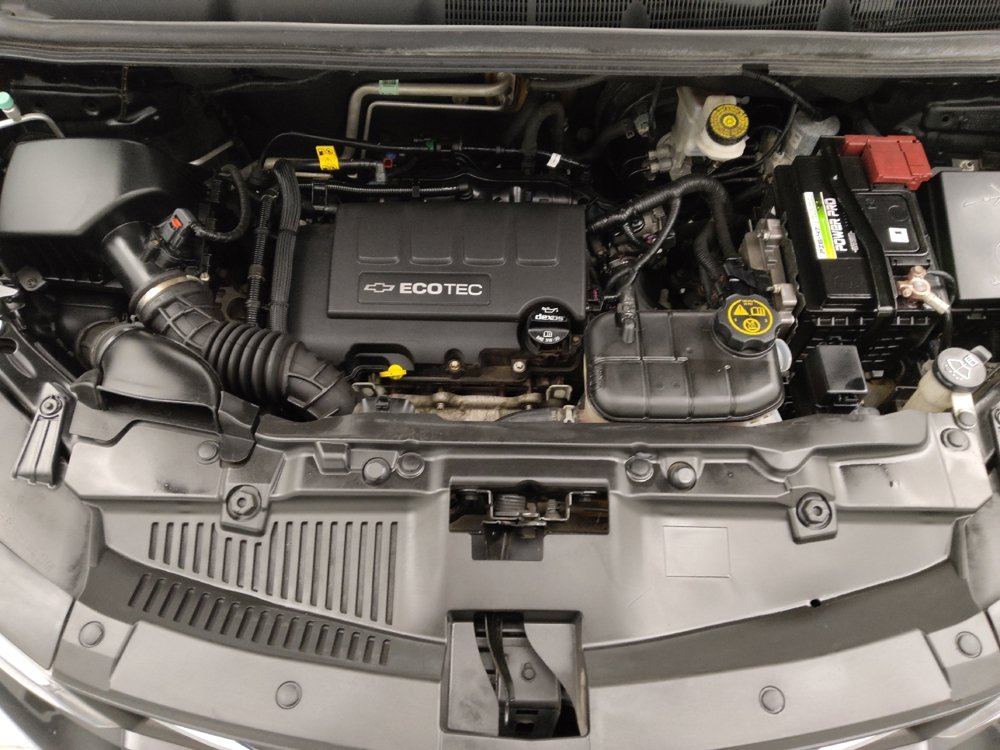 Used 2020 Chevrolet Trax LT w/ LT Convenience Package image 30