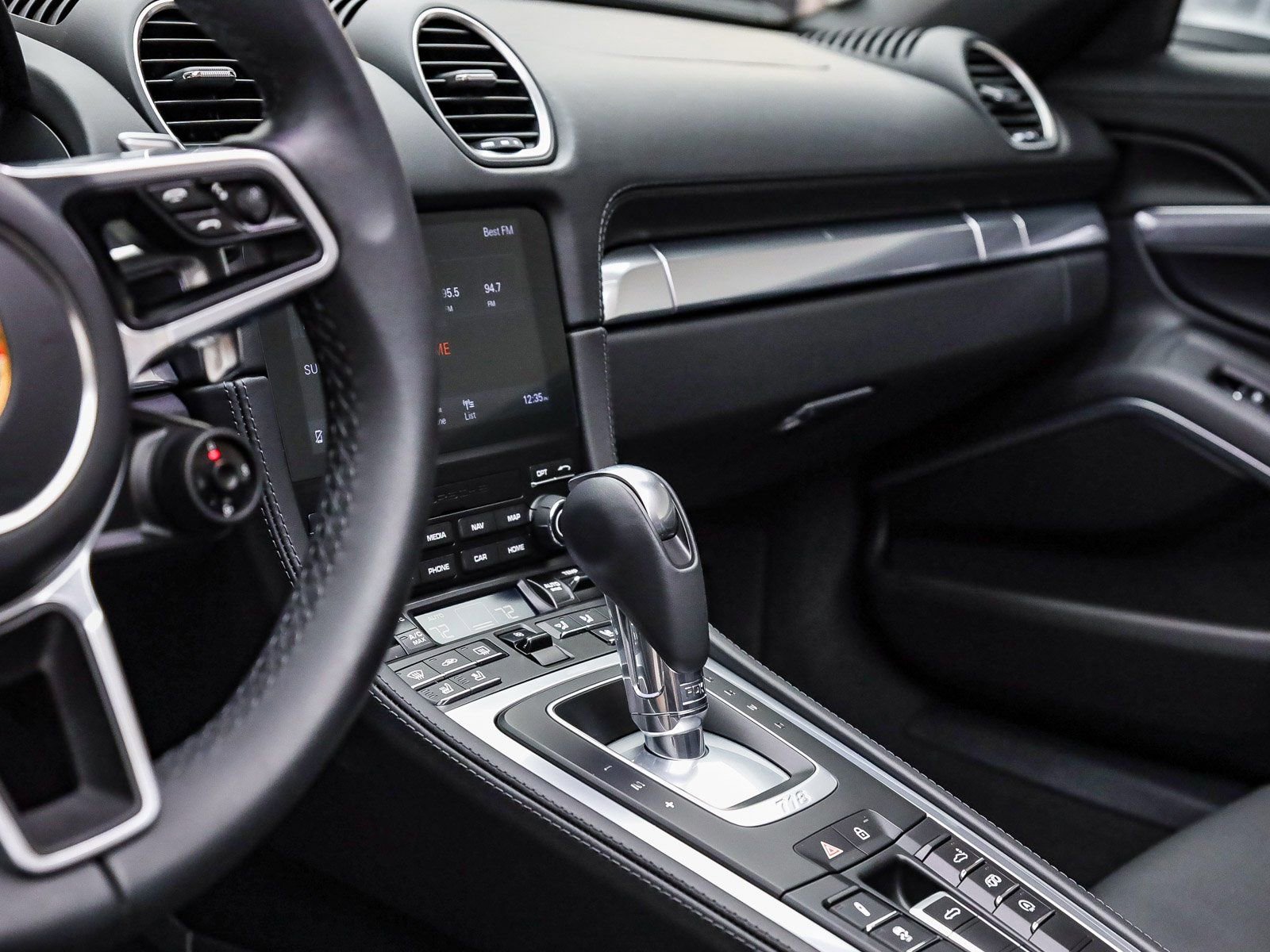 Used 2025 Porsche 718 Boxster S image 19