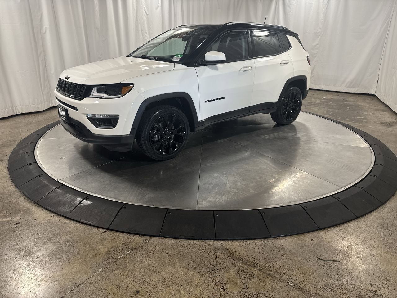 Used 2019 Jeep Compass High Altitude image 1