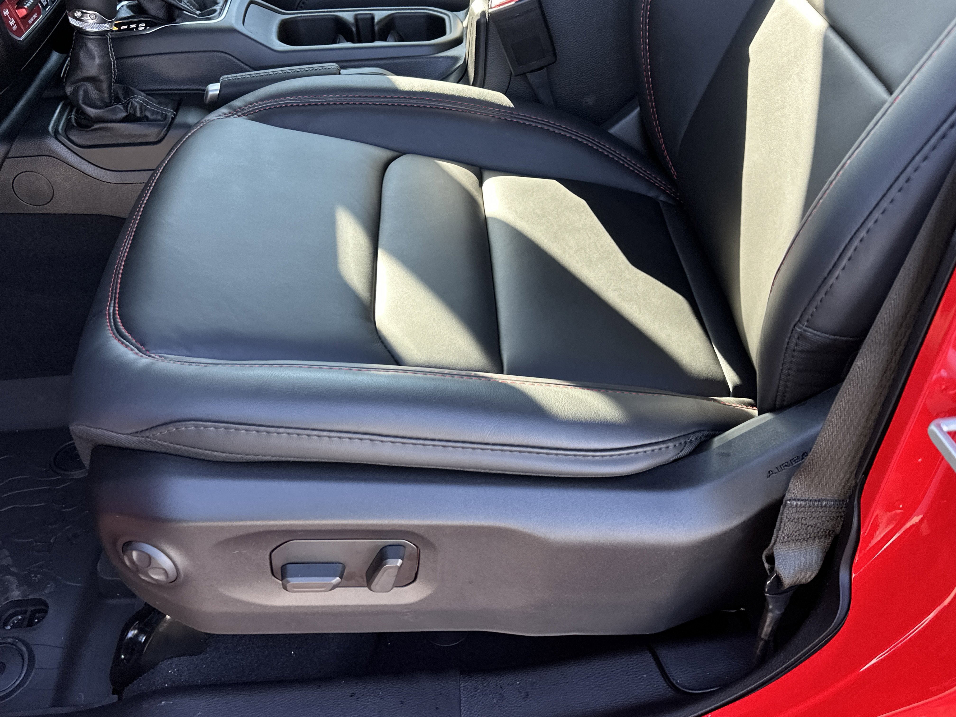 New 2026 Jeep Wrangler Unlimited Rubicon image 28