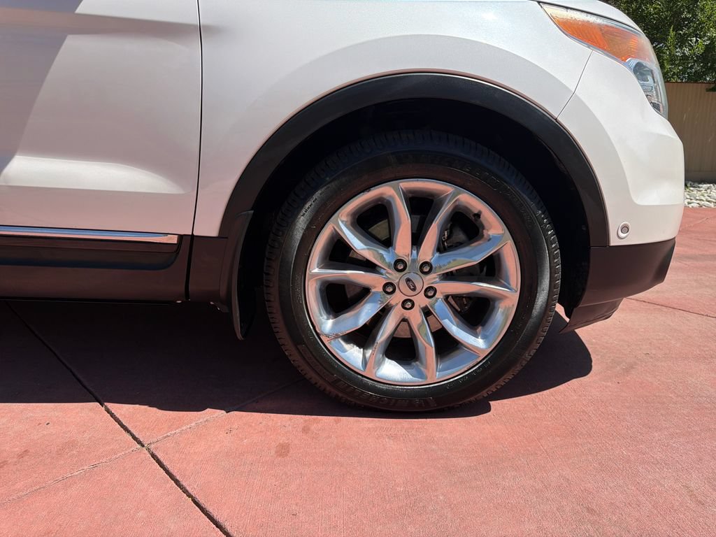 Used 2013 Ford Explorer Limited AWD/4WD image 38