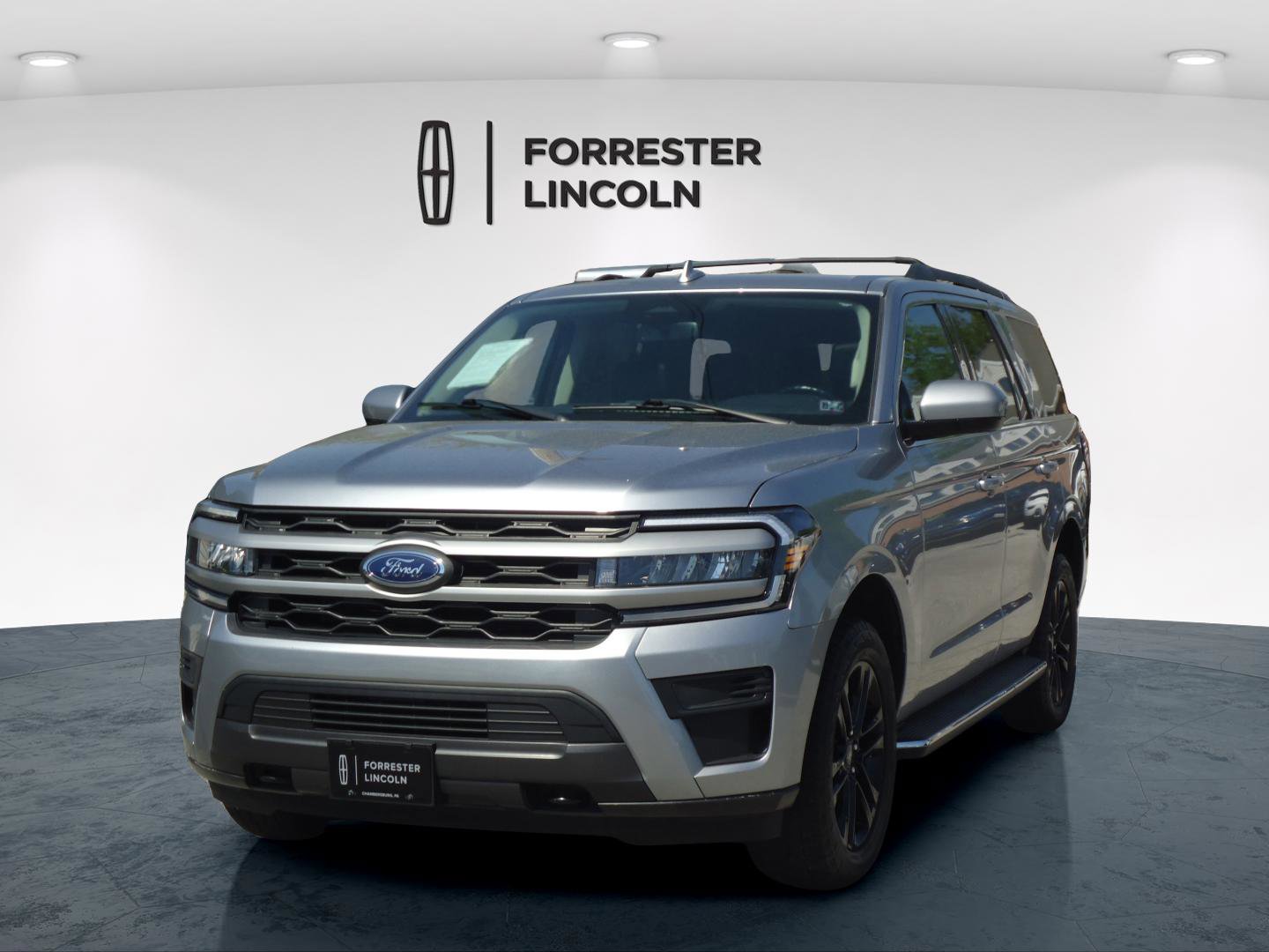 Used 2022 Ford Expedition XLT AWD/4WD image 7