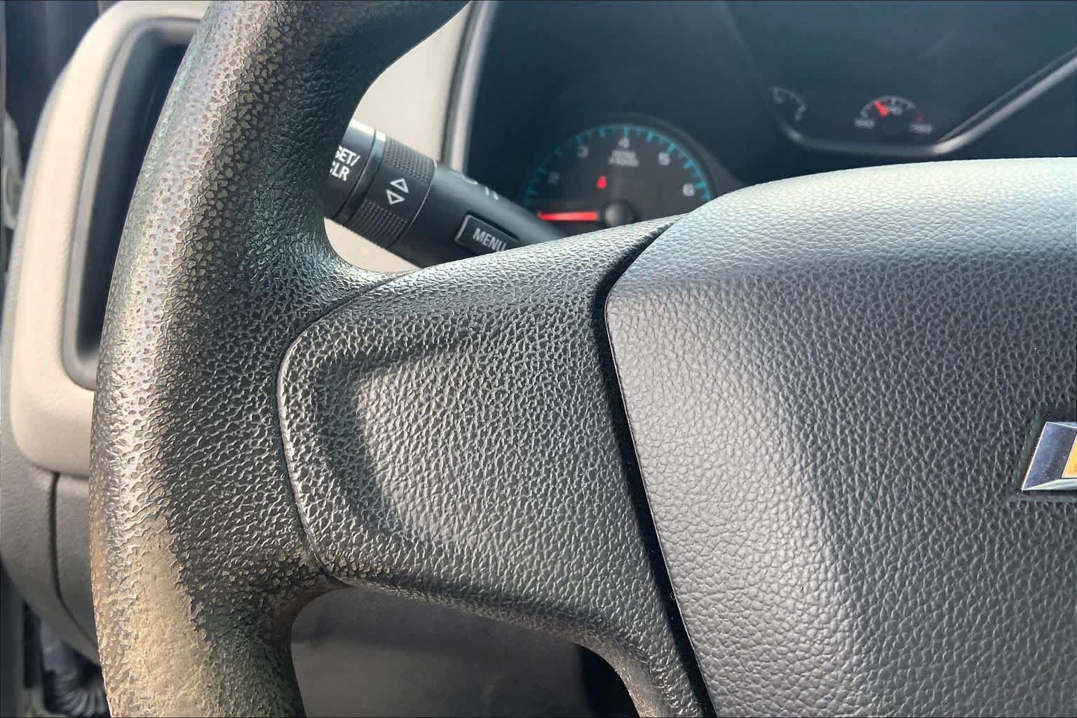 Used 2017 Chevrolet Colorado W/T RWD image 24
