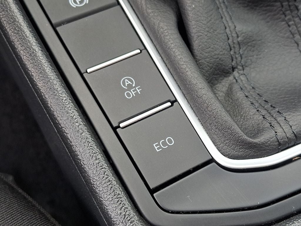 Certified 2023 Volkswagen Jetta S FWD image 23