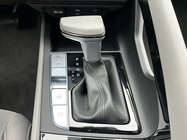 Used 2025 Hyundai Elantra SEL image 13