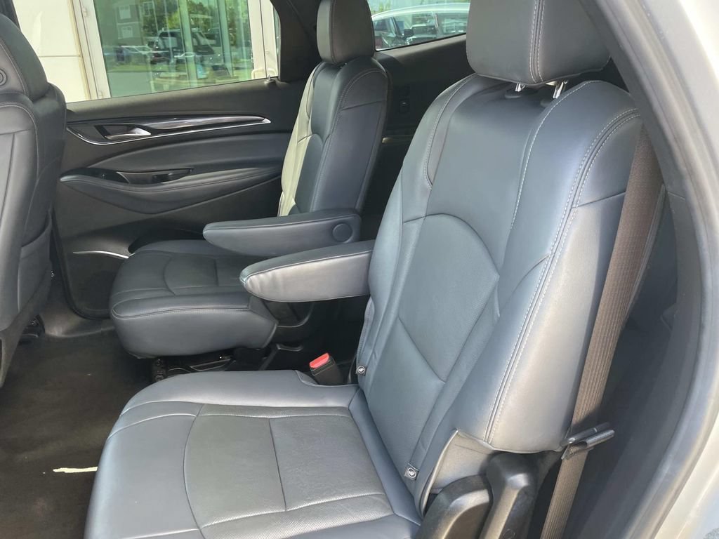 Used 2022 Buick Enclave Premium FWD image 12