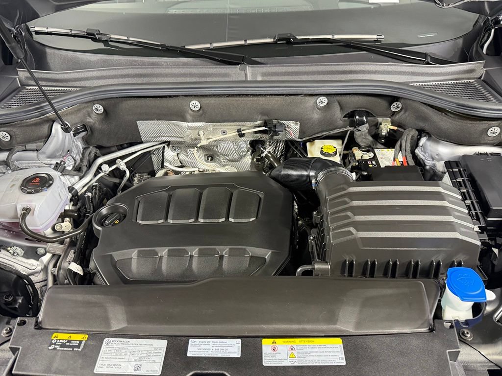 Used 2025 Volkswagen Atlas SEL Premium R-Line AWD/4WD image 36