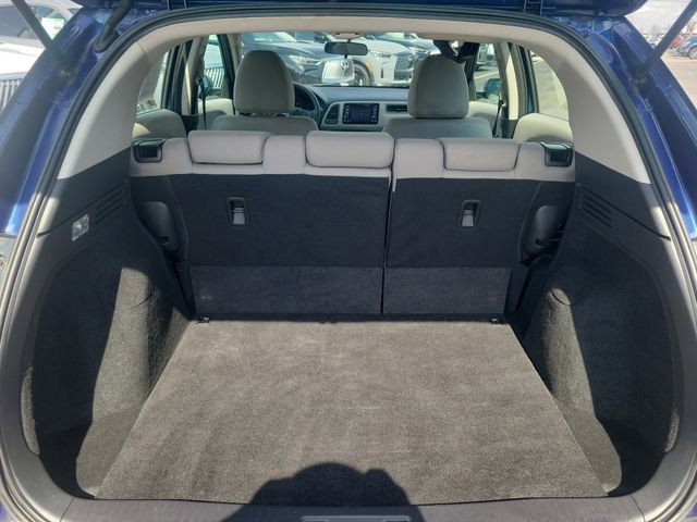 Used 2017 Honda HR-V LX image 11