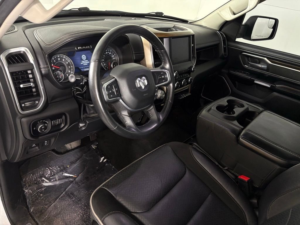 Used 2022 RAM 1500 Laramie AWD/4WD image 17
