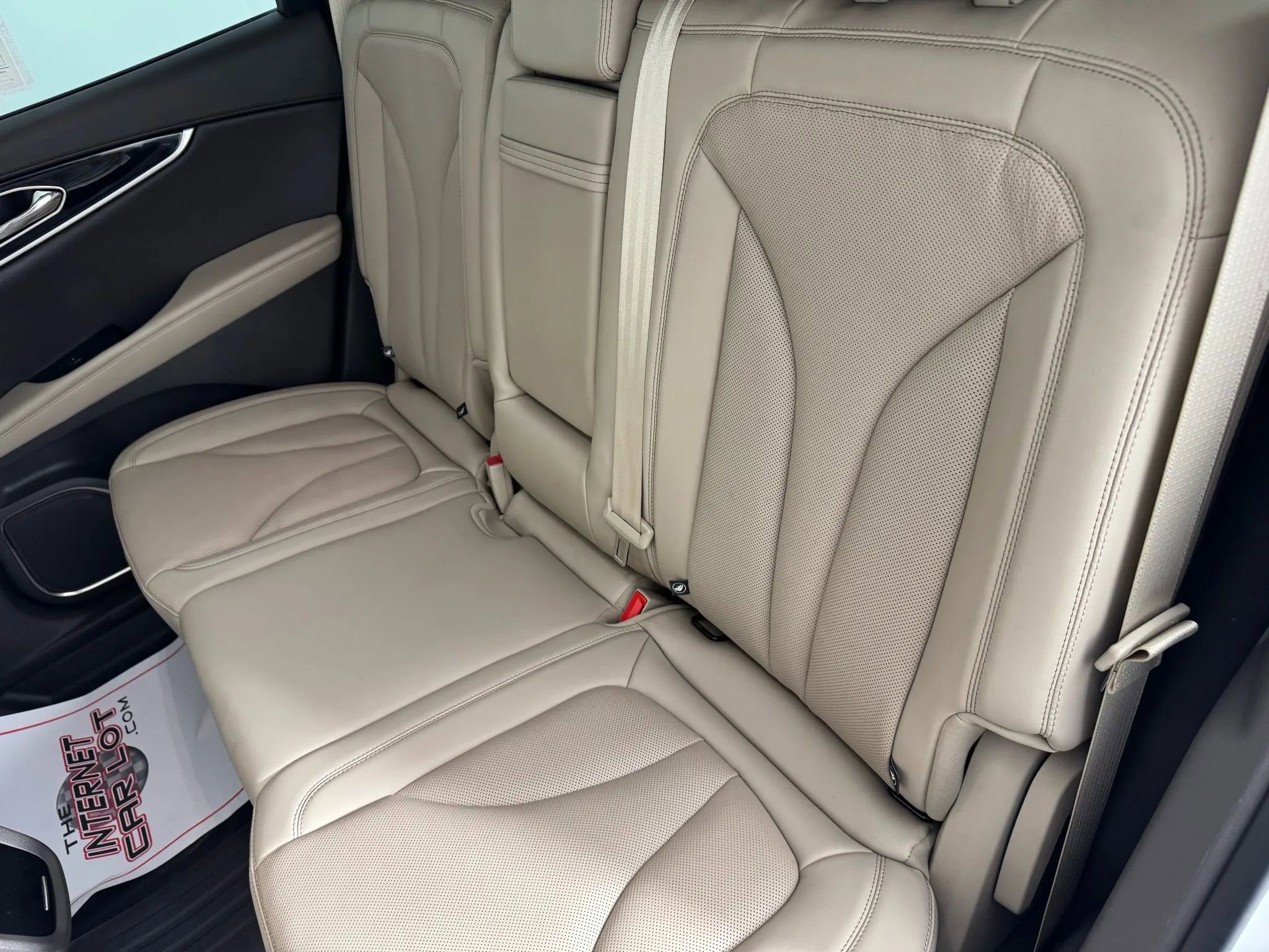 Used 2023 Lincoln Nautilus Reserve image 37