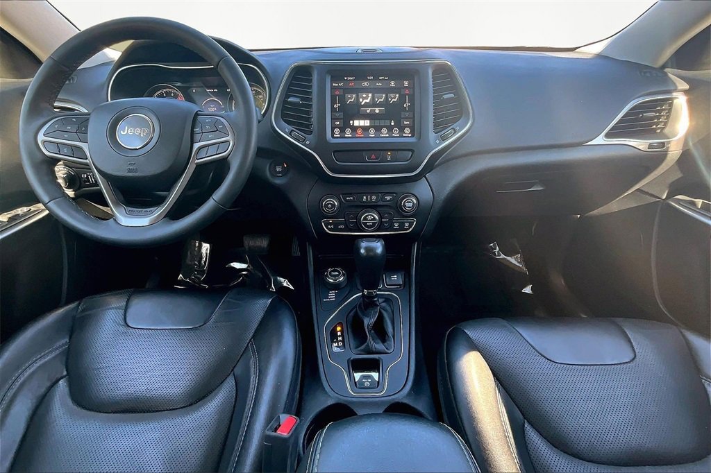 Used 2022 Jeep Cherokee Latitude Lux image 16