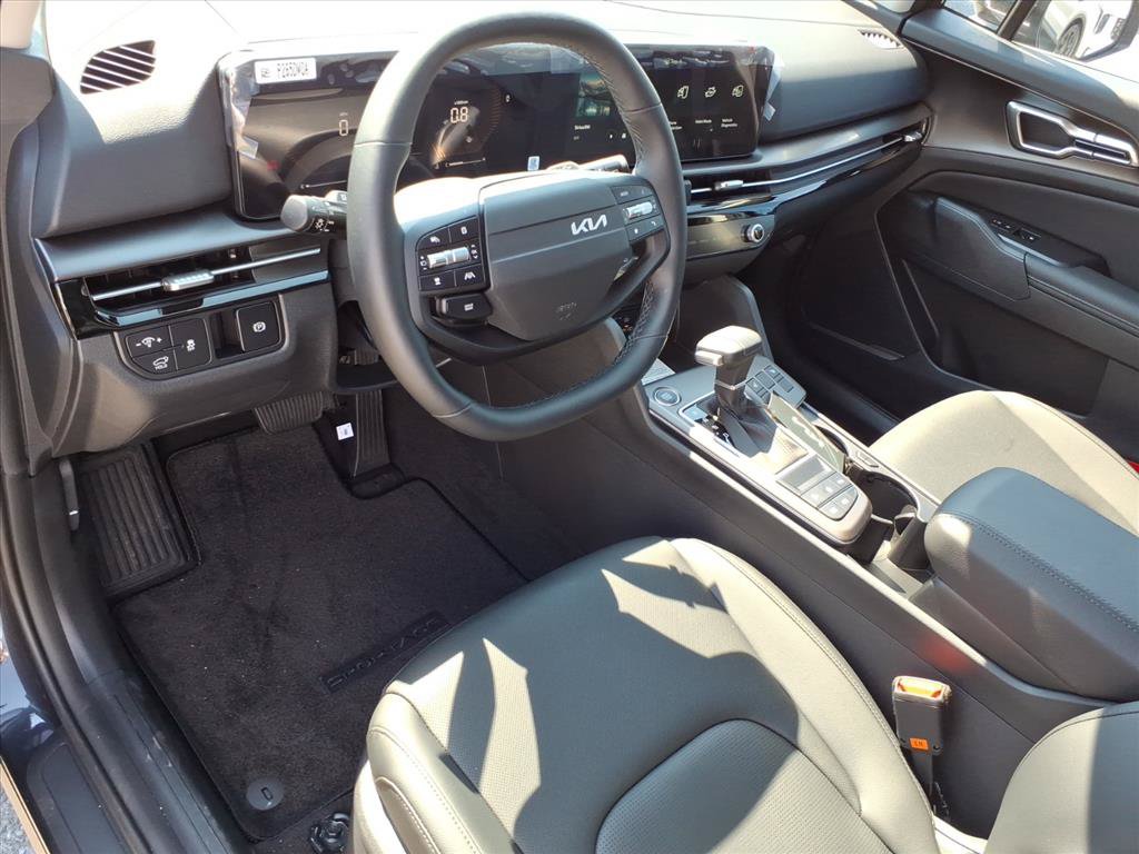New 2026 Kia Sportage EX FWD image 11