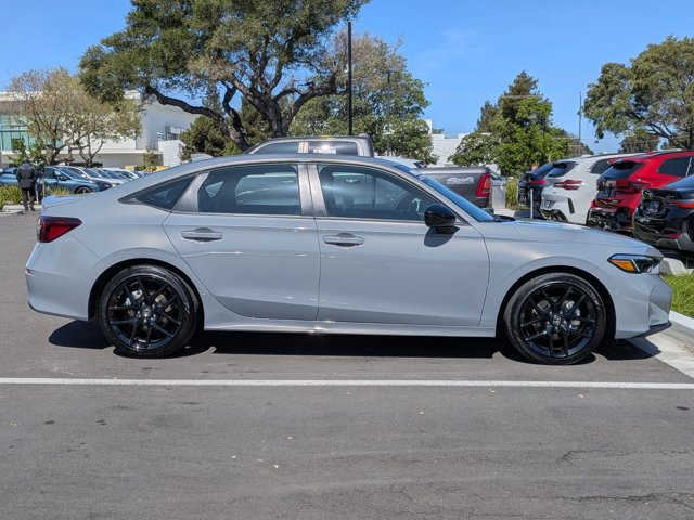 Used 2025 Honda Civic Sport image 4