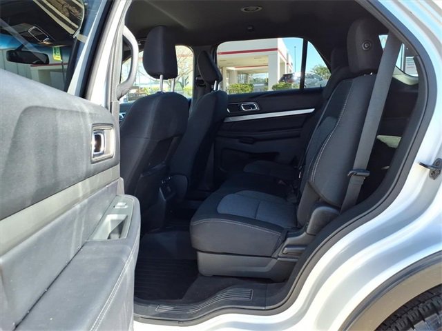 Used 2019 Ford Explorer XLT w/ Equipment Group 201A image 15