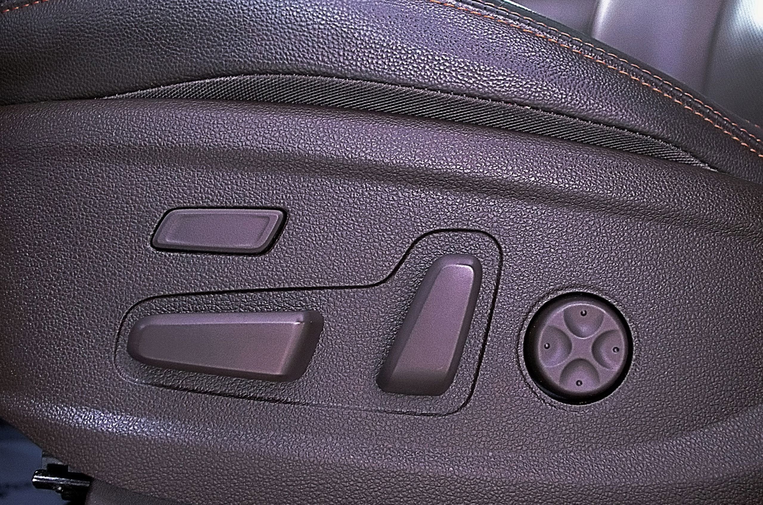 Used 2019 Hyundai Santa Fe FWD image 23