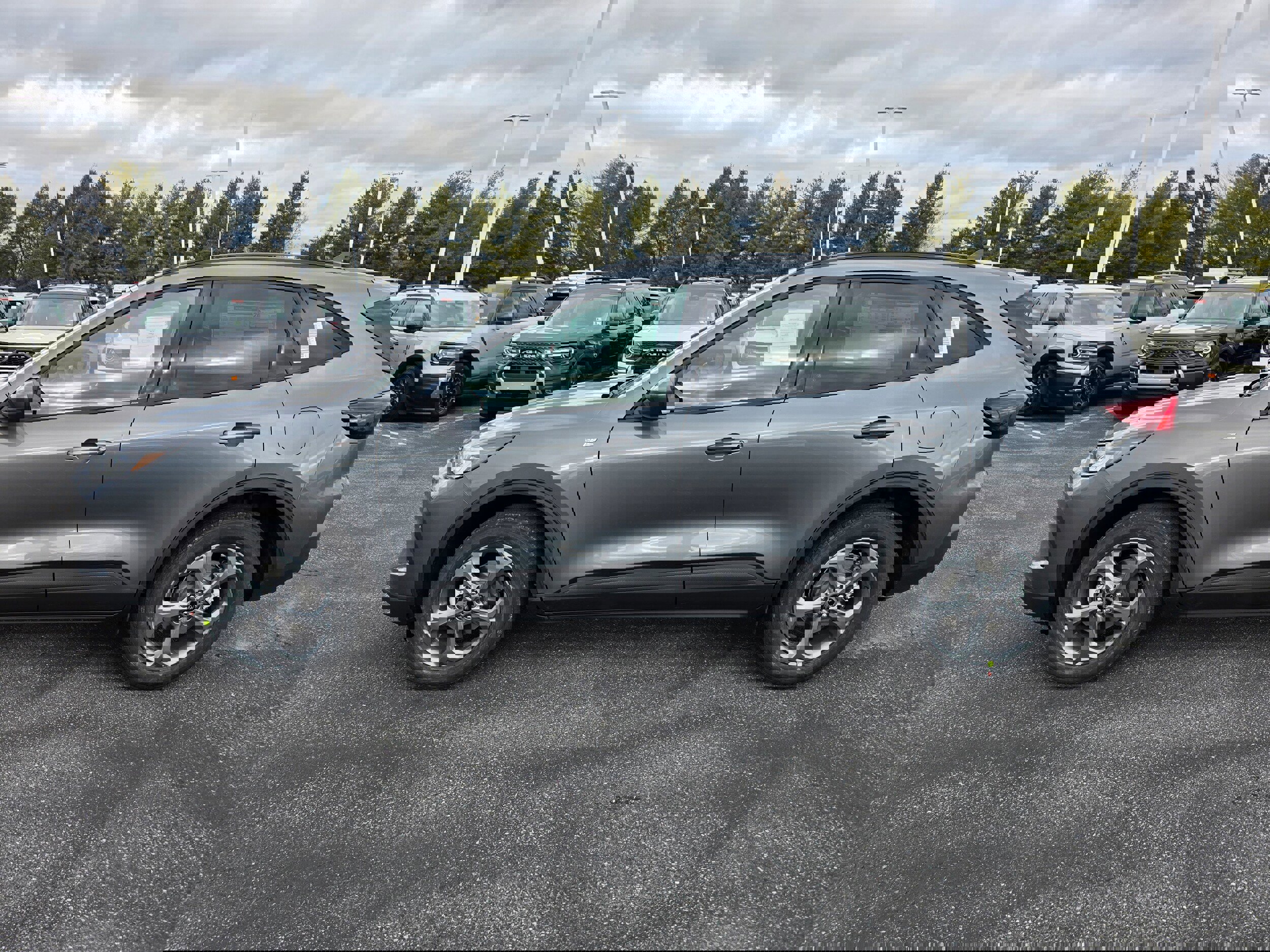 New 2026 Ford Escape ST-Line Select w/ Equipment Group 401A image 2