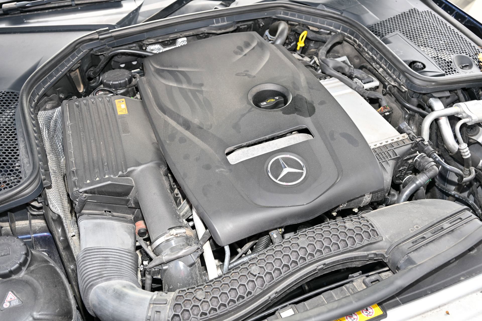 Used 2017 Mercedes-Benz C 300 4MATIC Sedan image 36