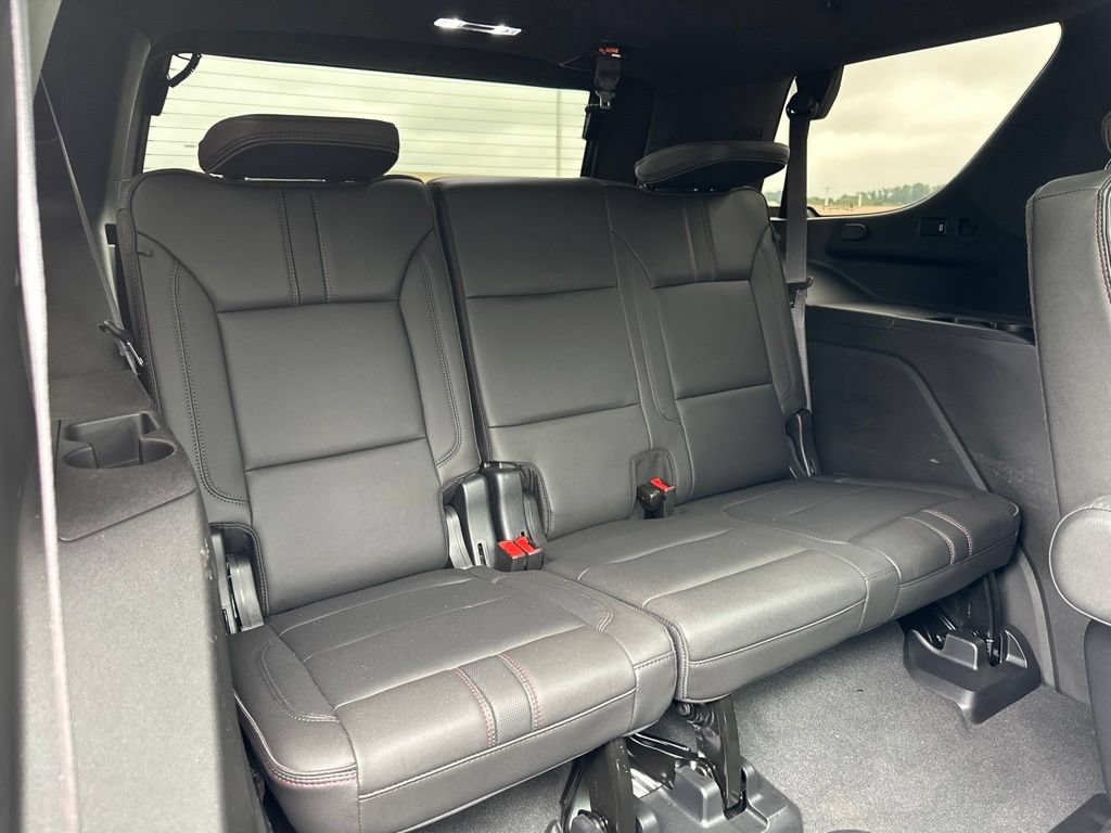 Used 2024 Chevrolet Tahoe RST w/ Luxury Package RWD image 34