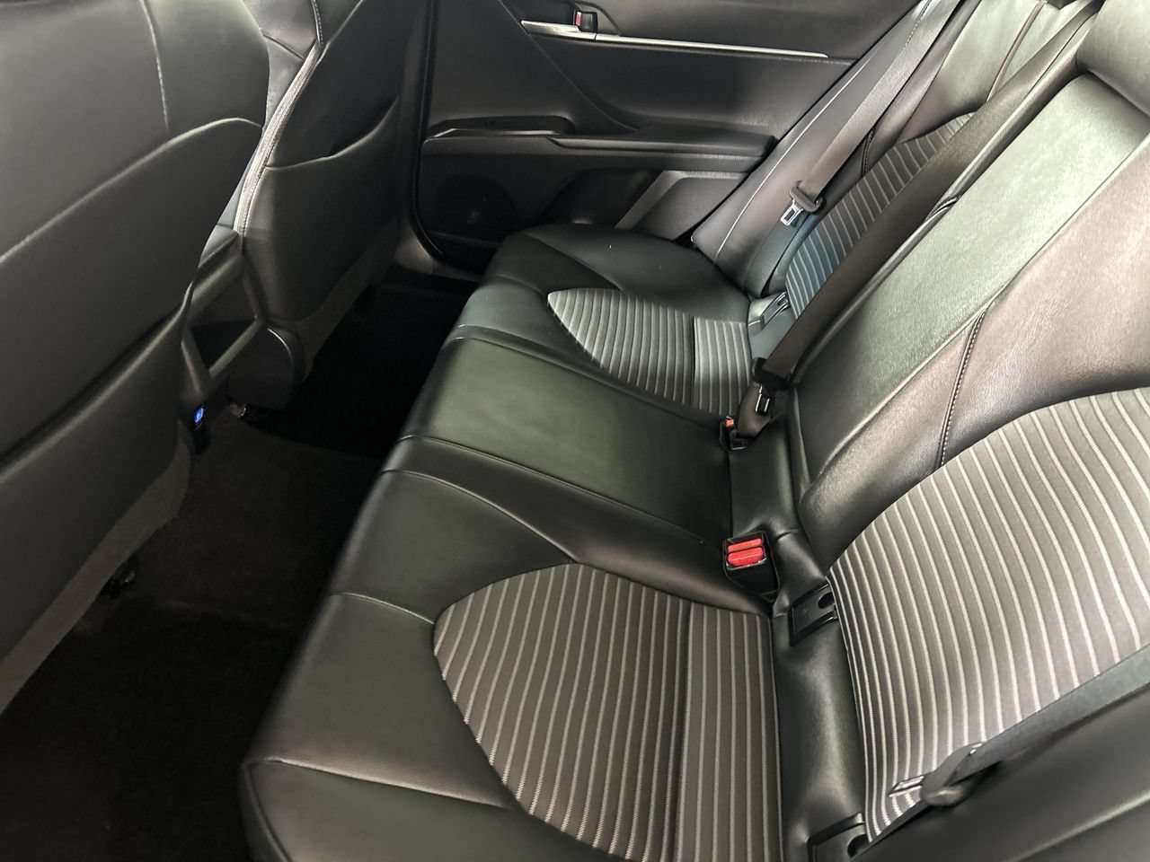 Used 2024 Toyota Camry SE FWD image 24