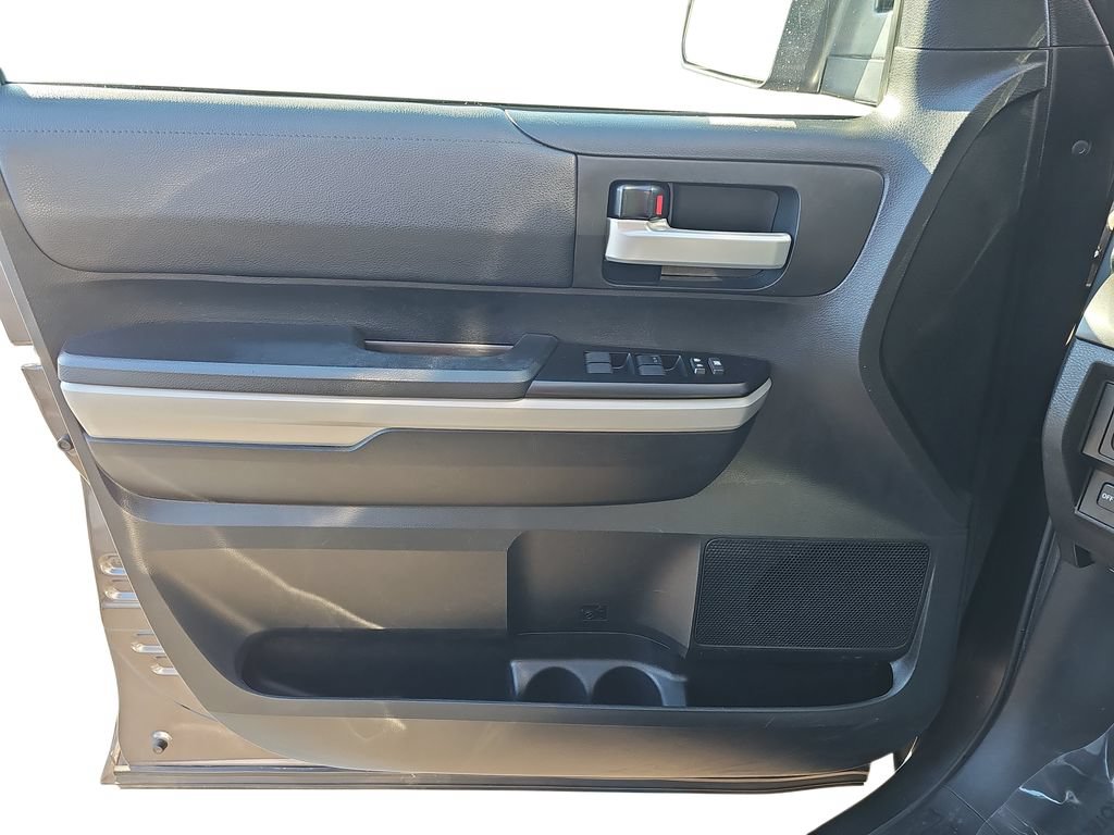 Used 2019 Toyota Tundra SR5 AWD/4WD image 25