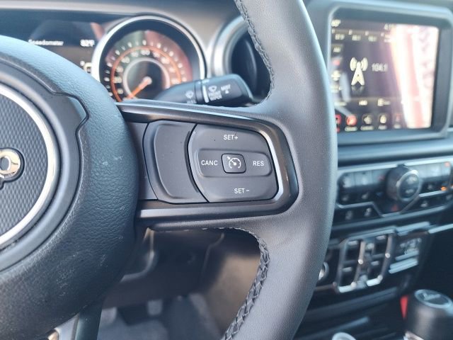 Used 2023 Jeep Gladiator Willys image 36