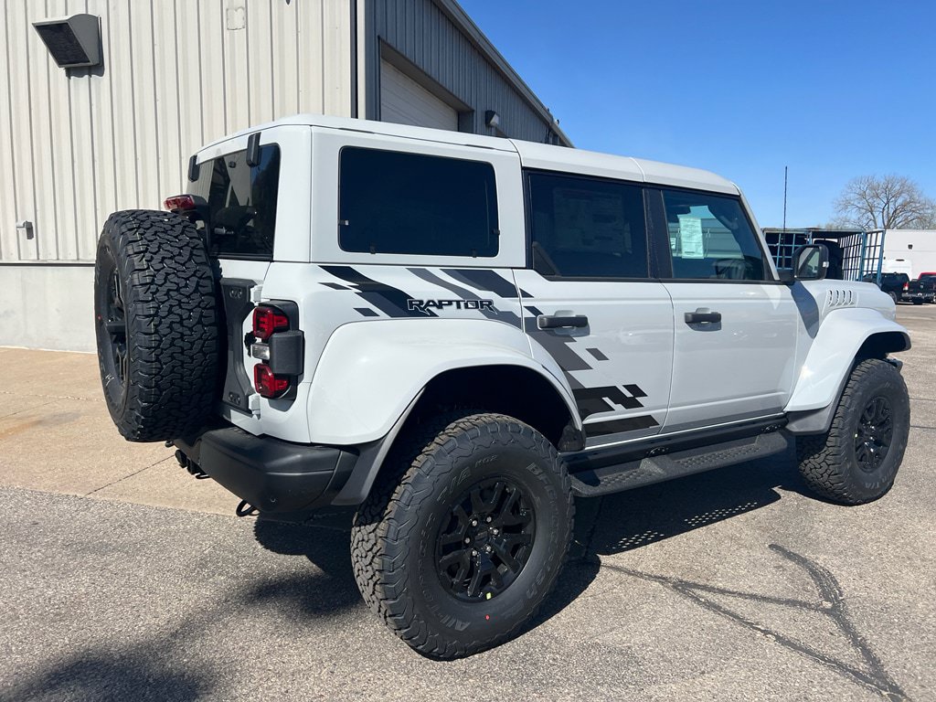 New 2026 Ford Bronco Raptor AWD/4WD image 4