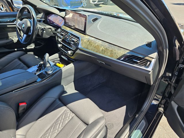 Certified 2023 BMW 540i w/ M Sport Package image 21