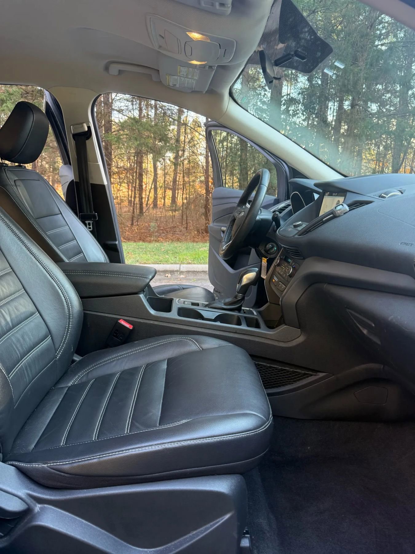 Used 2018 Ford Escape SEL image 13