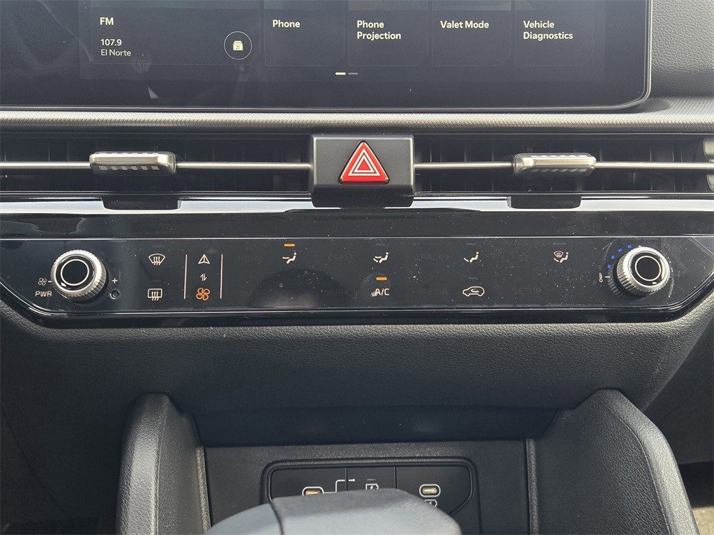 New 2026 Kia Sportage LX image 14