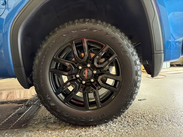 Certified 2024 GMC Sierra 1500 Elevation w/ Elevation Premium Package AWD/4WD image 10
