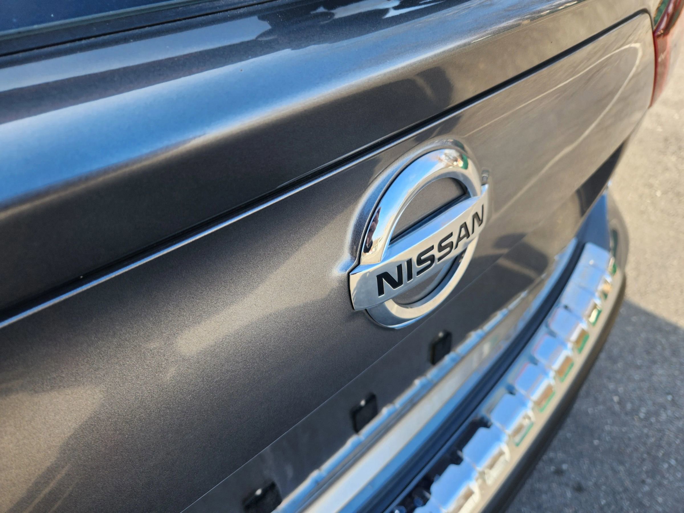 Used 2018 Nissan Rogue Sport SL w/ SL Premium Package image 13