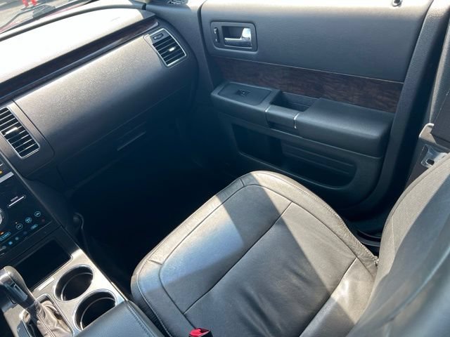 Used 2014 Ford Flex Limited w/ Equipment Group 302A AWD/4WD image 11