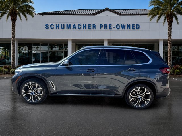 Used 2022 BMW X5 sDrive40i w/ Parking Assistance Package RWD image 4
