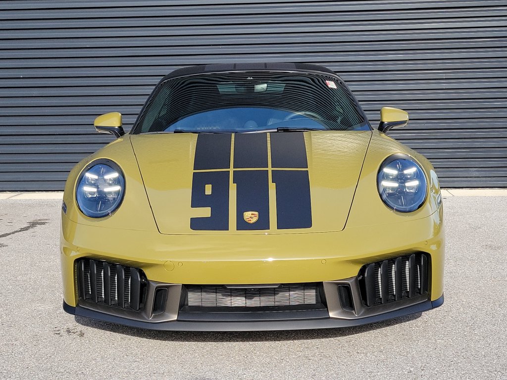 Certified 2026 Porsche 911 Carrera 4 GTS AWD/4WD image 10