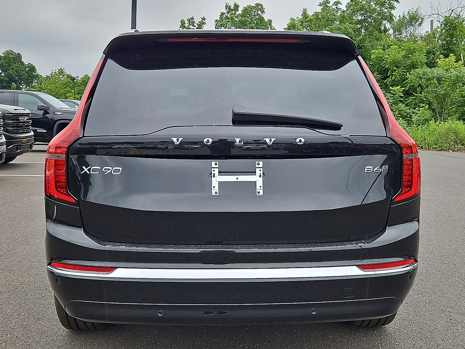 New 2026 Volvo XC90 B6 Core w/ Protection Package AWD/4WD image 5