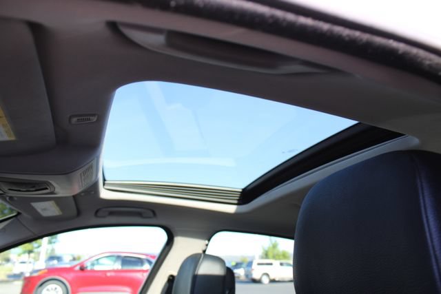 Used 2012 BMW 528i xDrive Sedan AWD/4WD image 28
