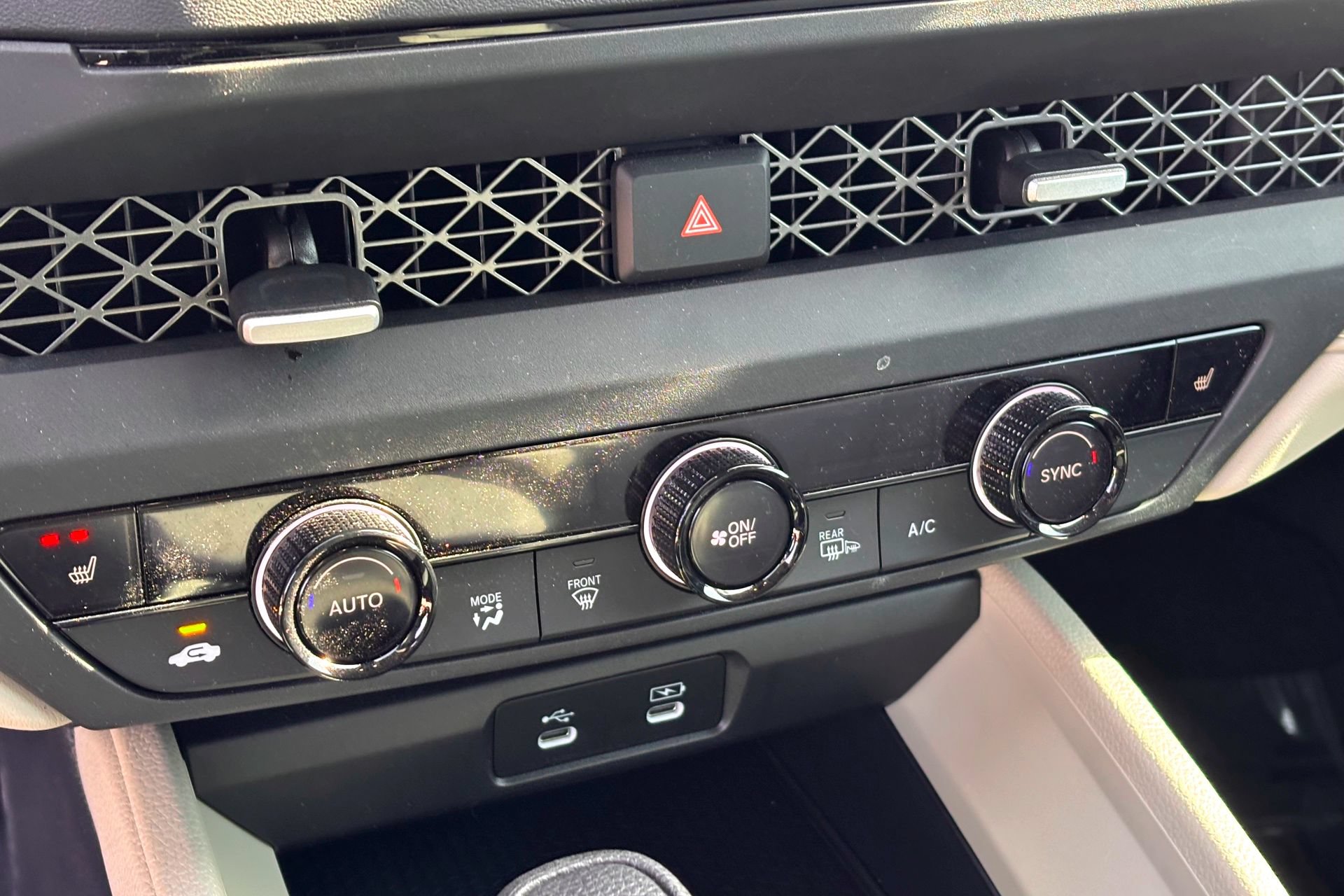 Used 2025 Honda Accord SE image 22