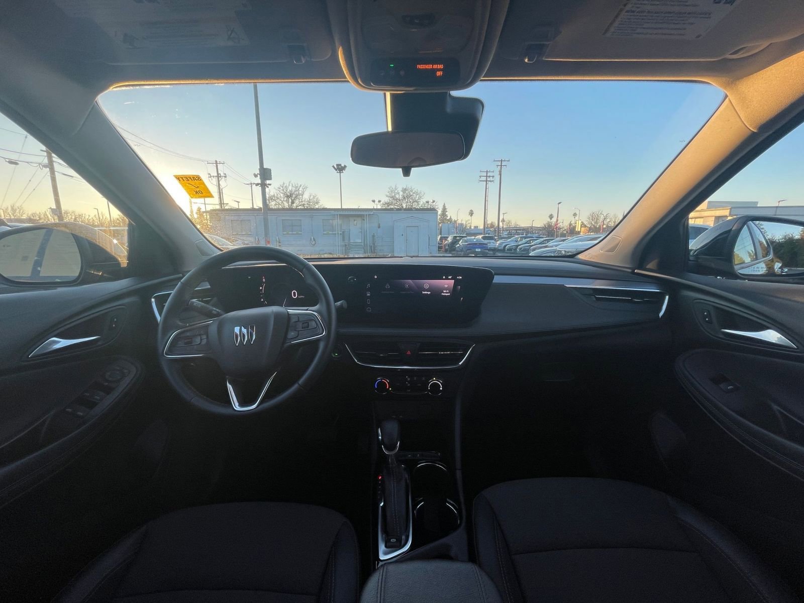 Used 2025 Buick Encore GX Preferred FWD image 33